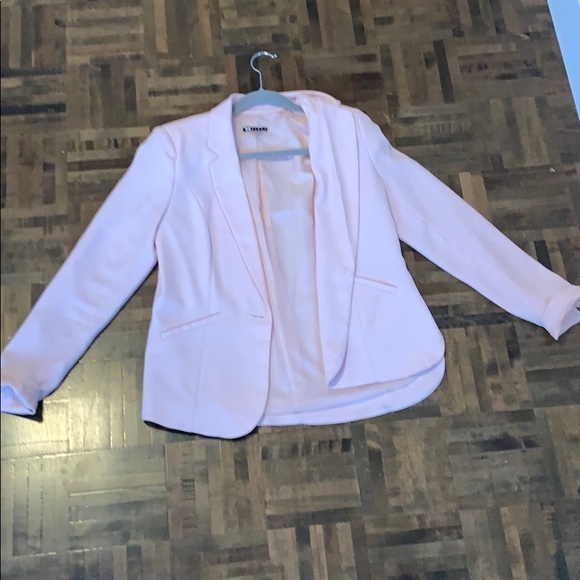 Pink structured blazer - Picture 1 of 3